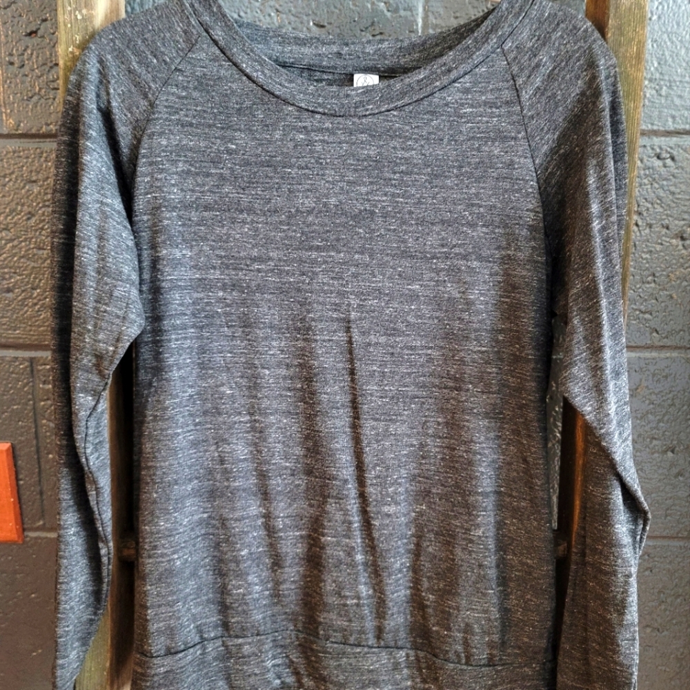 Gray sweatshirt